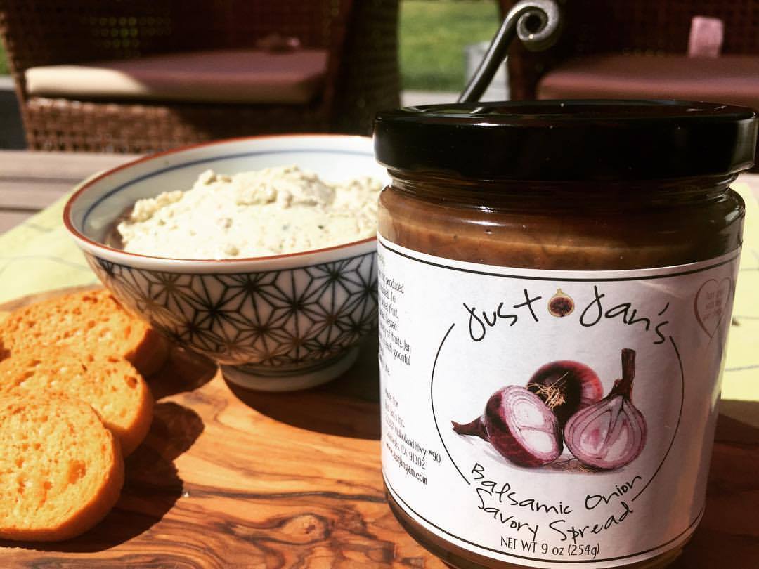 Balsamic Onion herb dip